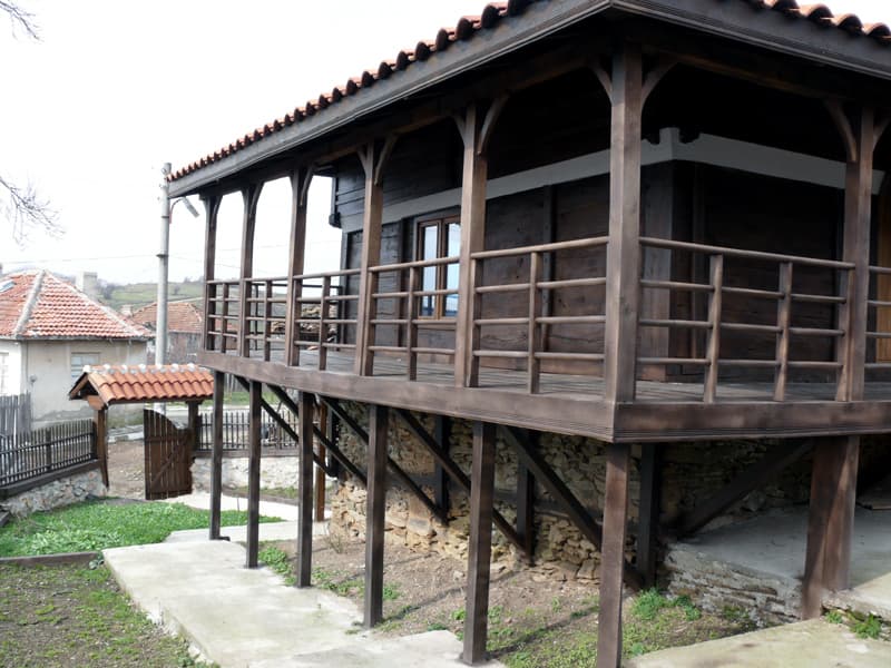Реставрирана къща — обект на DOM-BG (кадър 32)