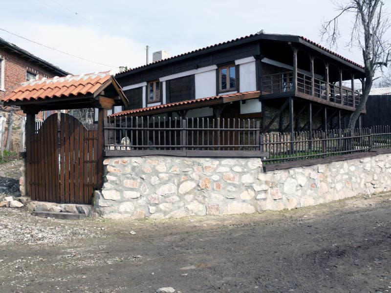 Дървена порта и ограда, изработени от DOM-BG (кадър 7)